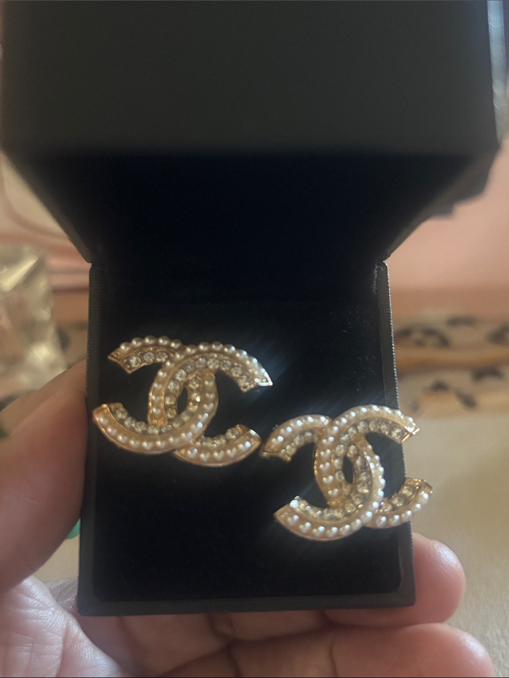Gold Pearl-Accented Gold Logo Stud Earrings - Unbranded